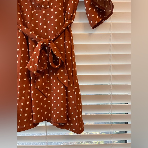 NEW Pretty Little Thing Burnt Orange Polka Dot Dress - Picture 4 of 8